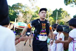 BIB: 2111
                            <button type="button" onclick="openModal(18987525)" class="btn btn-primary btn-sm float-right btn-popup" data-toggle="modal" data-target=".modal-high-quality">
                        <i class="fas fa-shopping-cart"></i> Add to Cart
                    </button>
                                            <button type="button" onclick="isThisMe(18987525, true)" class="btn btn-success btn-sm float-right btn-popup btn-isme hidden" data-toggle="tooltip" data-placement="bottom" title="นี่คือรูปของคุณใช่ไหม คลิกที่นี่เพื่อเอาเข้าอัลบั้ม">
                        <i class="fas fa-plus"></i> Add to album
                    </button>
                    <button type="button" onclick="isThisMe(18987525, false)" class="btn btn-warning btn-sm float-right btn-popup btn-isnotme hidden">
                        <i class="fas fa-ban"></i> Remove from album
                    </button>